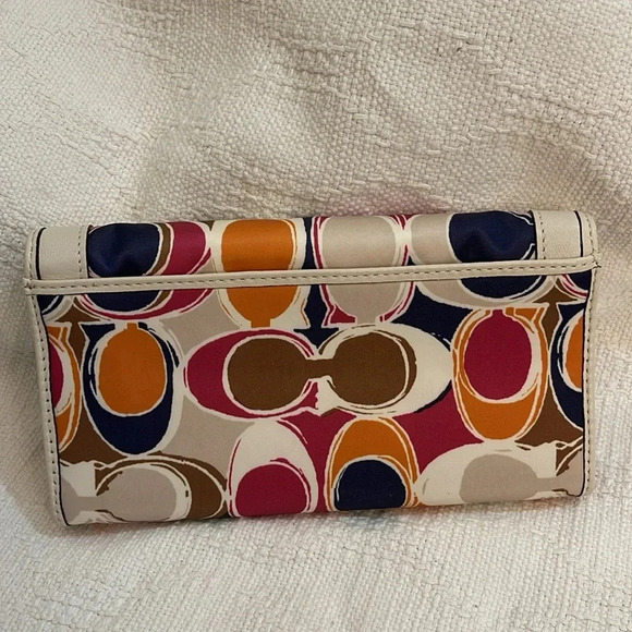 COACH - signature sateen multicolor wallet - NWT - Picture 2 of 9